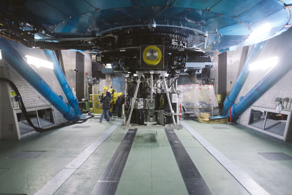 Subaru Telescope Photo Essay Gravitec Systems Inc.