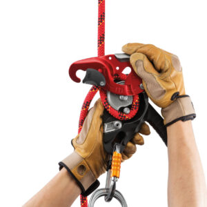PETZL I'D L Self-Braking Descender with Anti-Panic Function for Rescue - Image 5