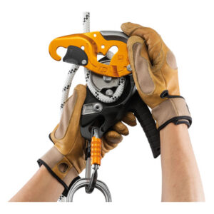 Petzl I'D S Self-Braking Descender with Anti-Panic Function - Image 3