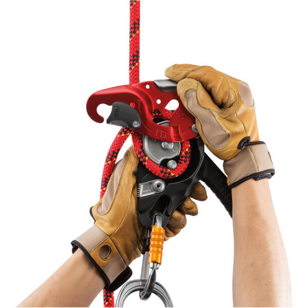 PETZL I'D L Self-Braking Descender with Anti-Panic Function for Rescue
